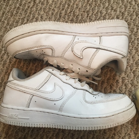 nike air force size 2.5